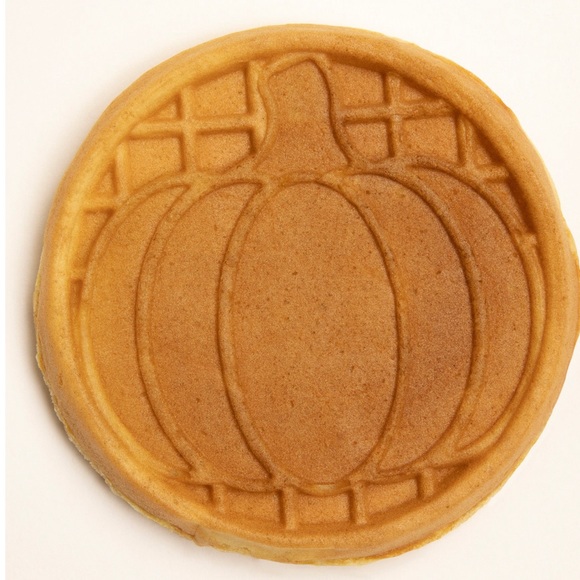 🆕 Nostalgia Mymini Personal Electric Pumpkin Waffle Maker - Picture 2 of 4